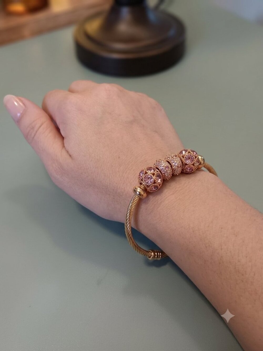 Pink Beaded Bracelet for Women Gold tone Bangle BEAUTIFUL!! NEW!